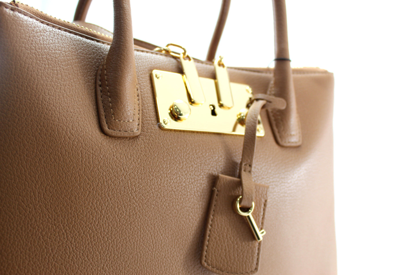 Mala Love Moschino
