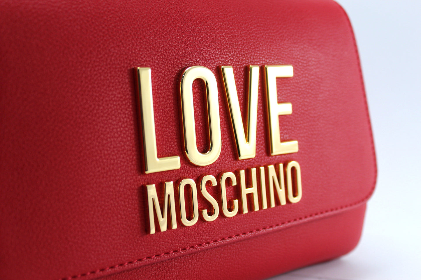Mala Love Moschino