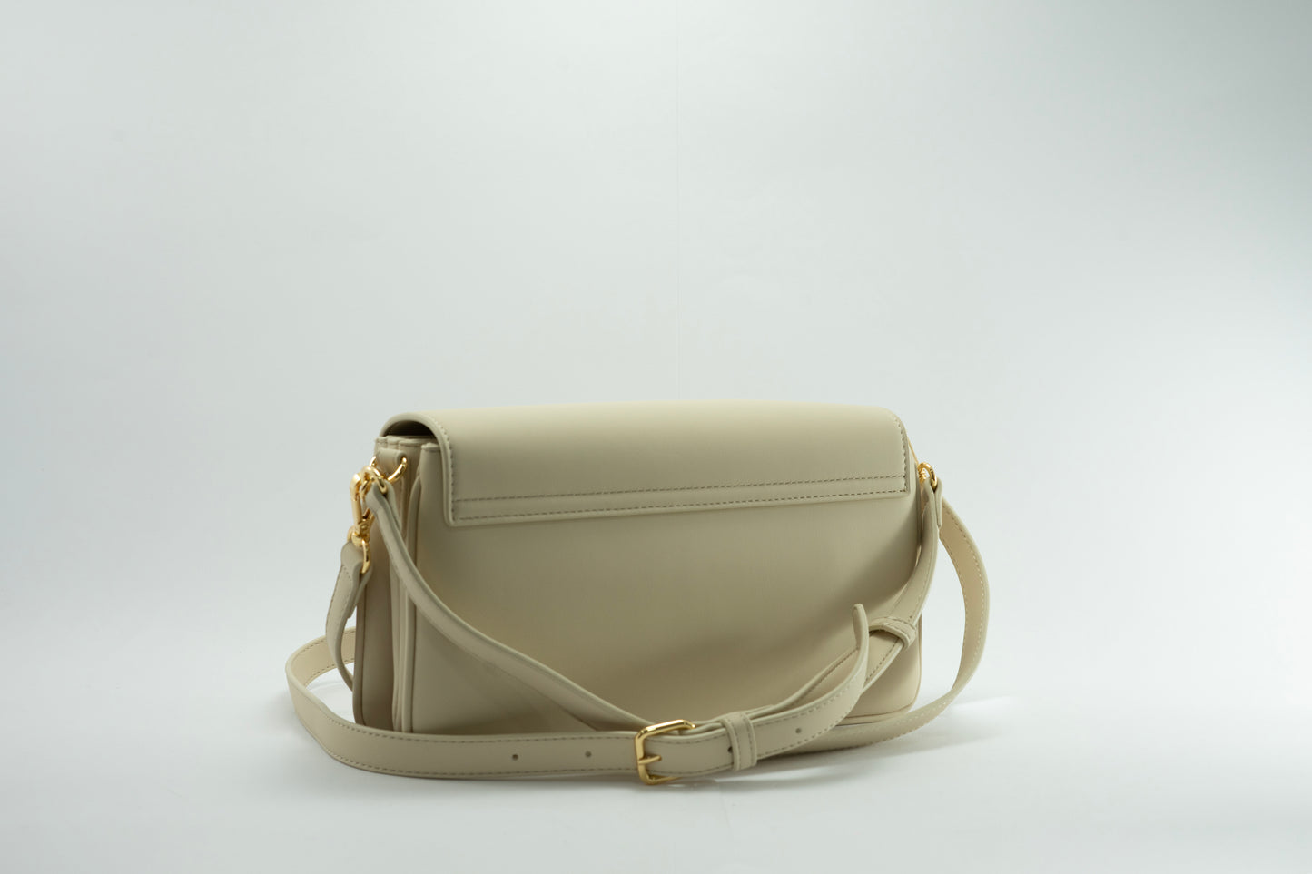 Mala Love Moschino