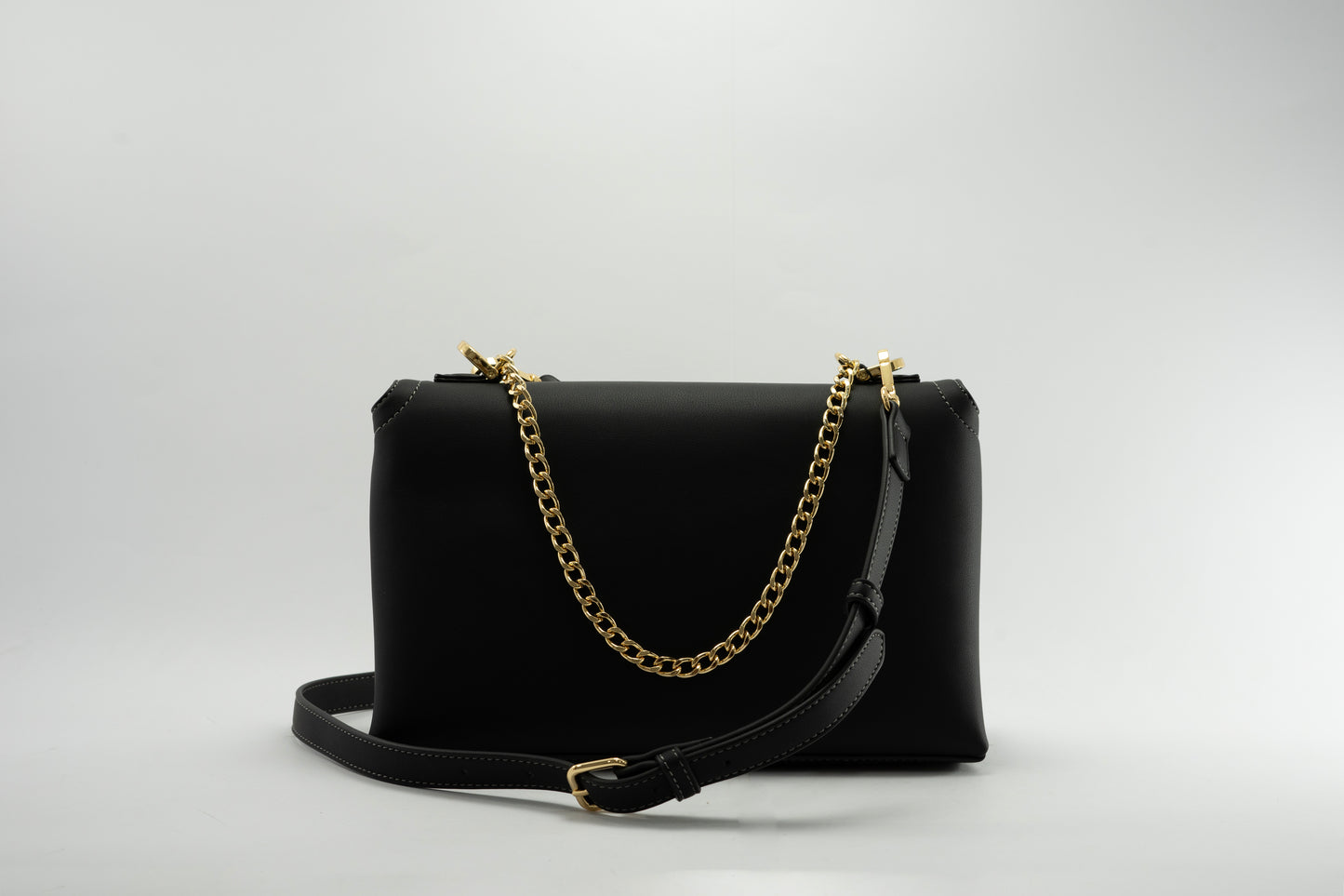 Mala Love Moschino