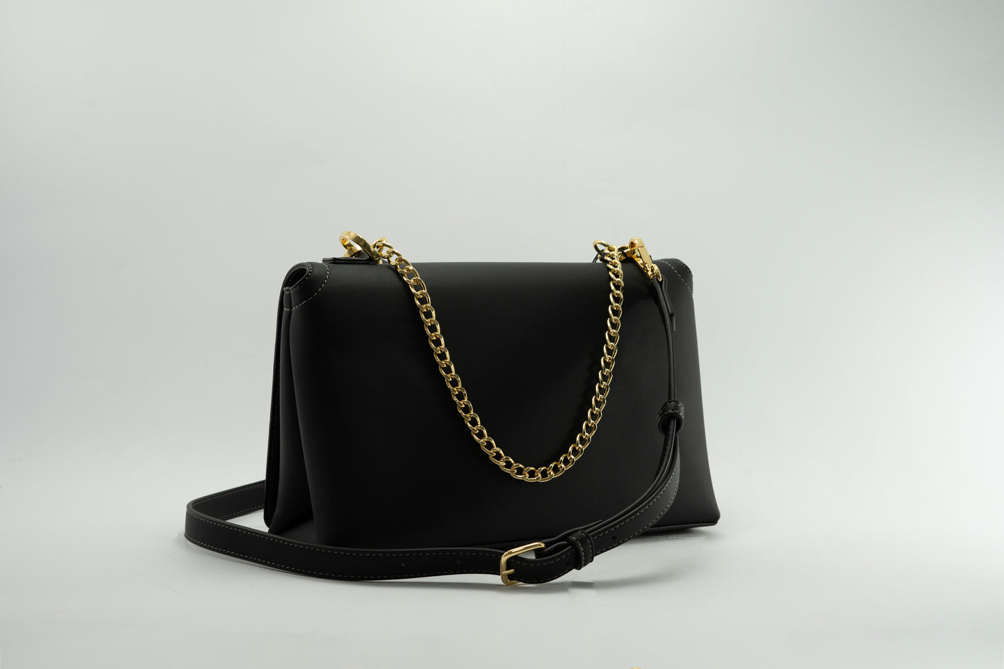 Mala Love Moschino