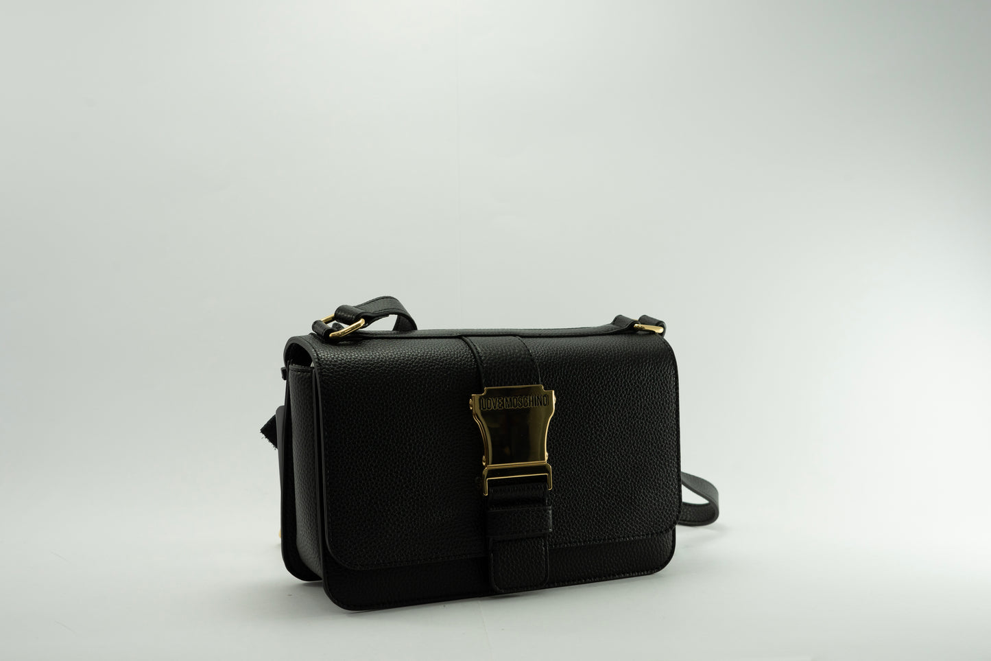 Mala Love Moschino