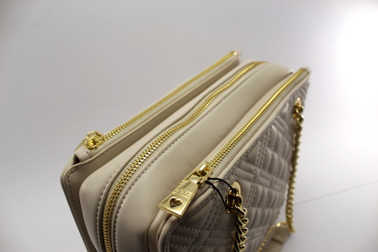 Mala Love Moschino