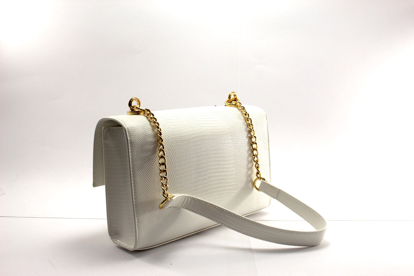 Mala Love Moschino