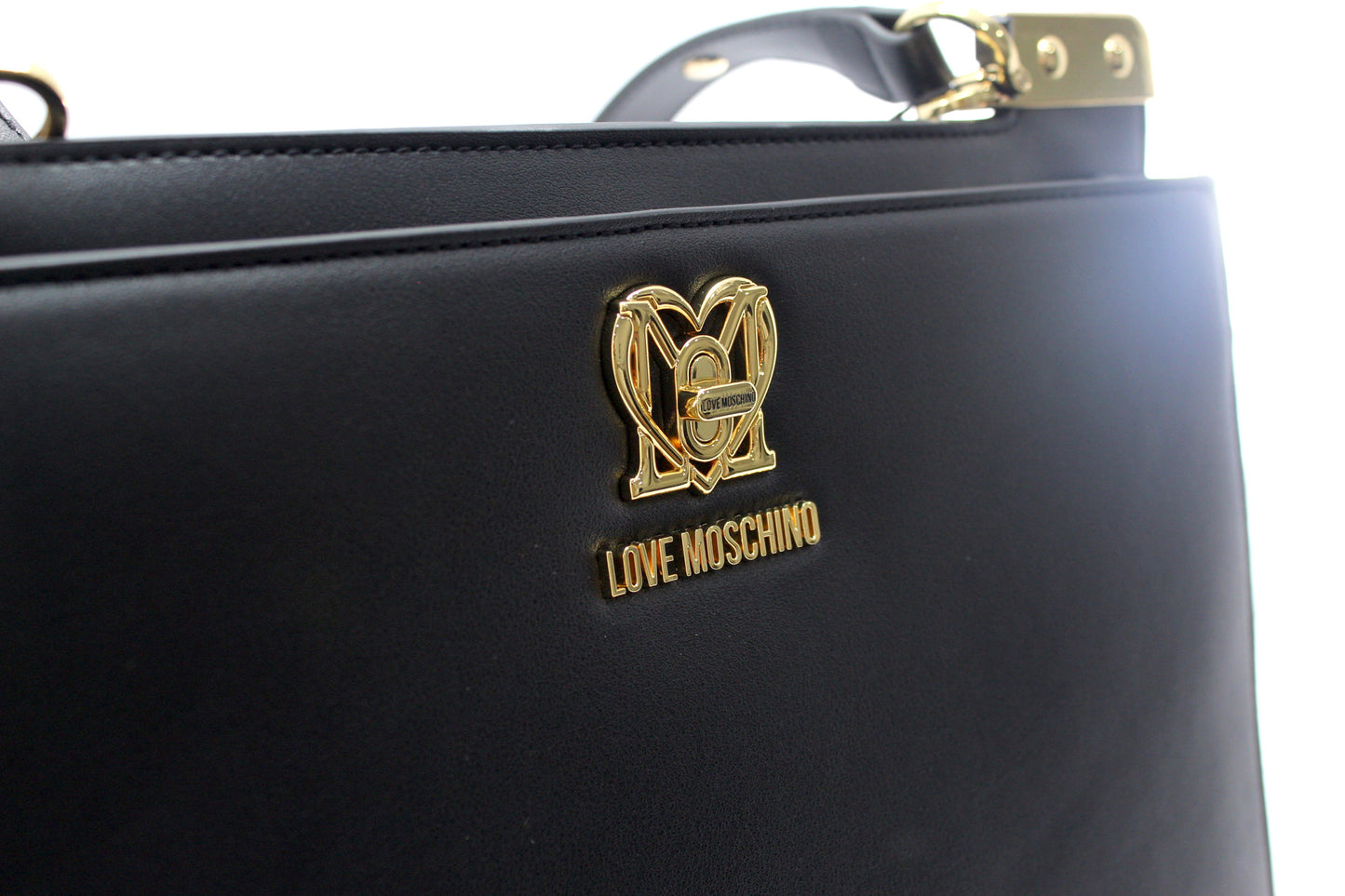 Mala Love Moschino
