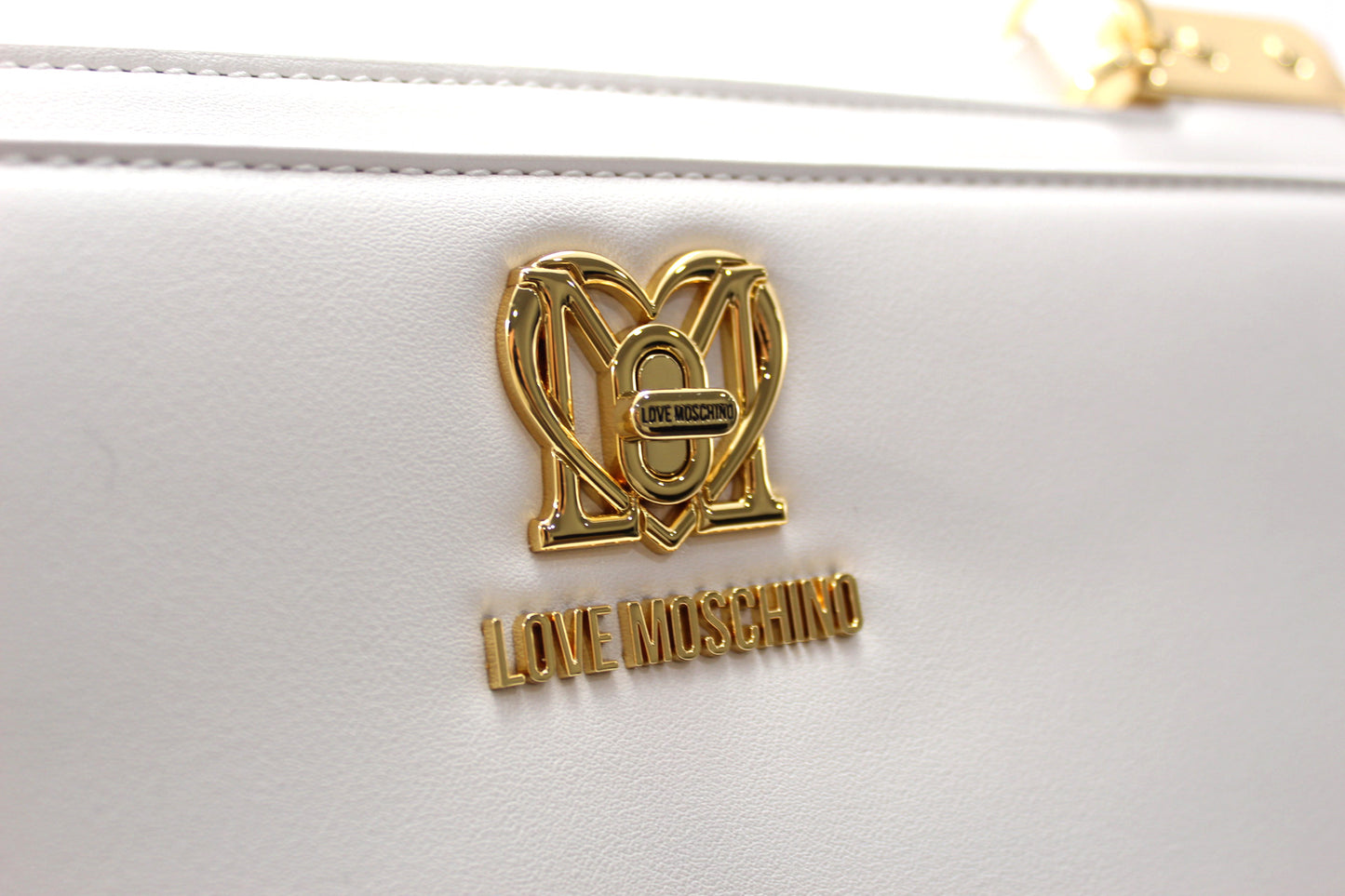 Mala Love Moschino