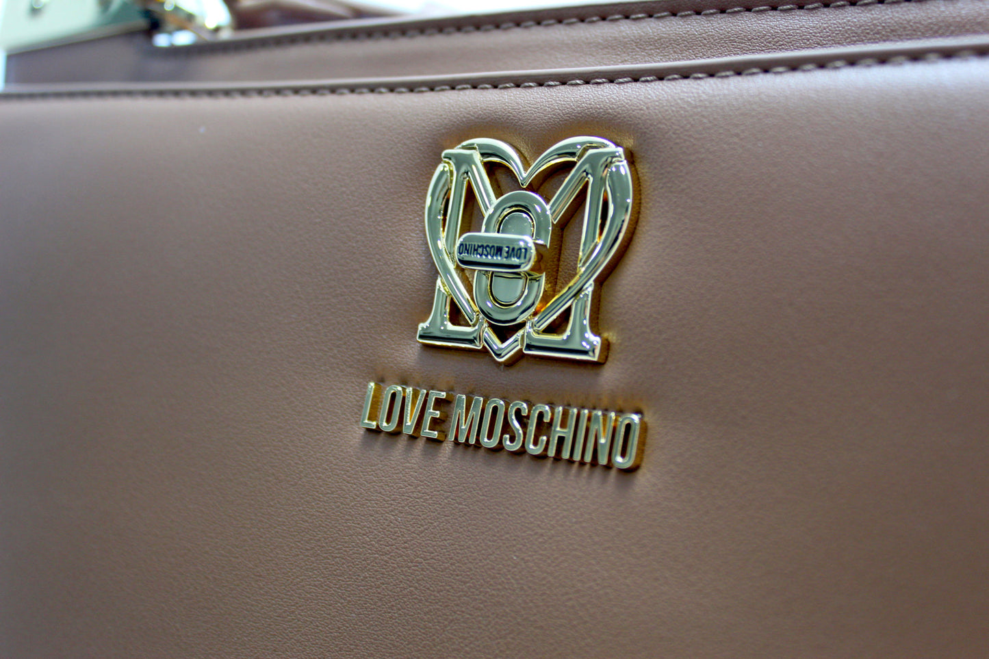 Mala Love Moschino