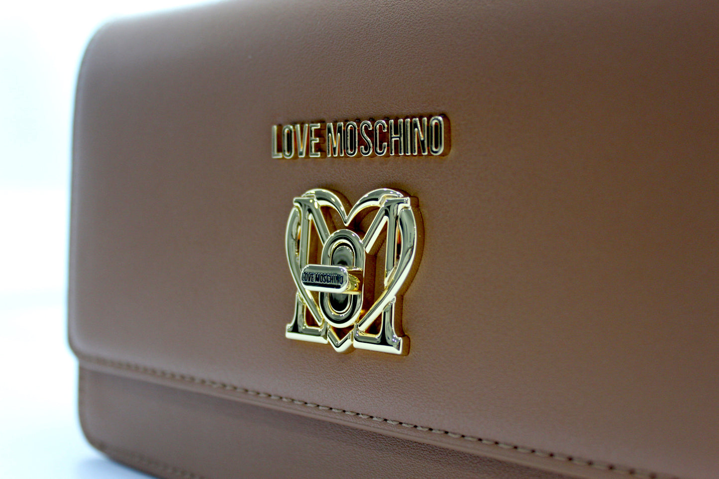 Mala Love Moschino