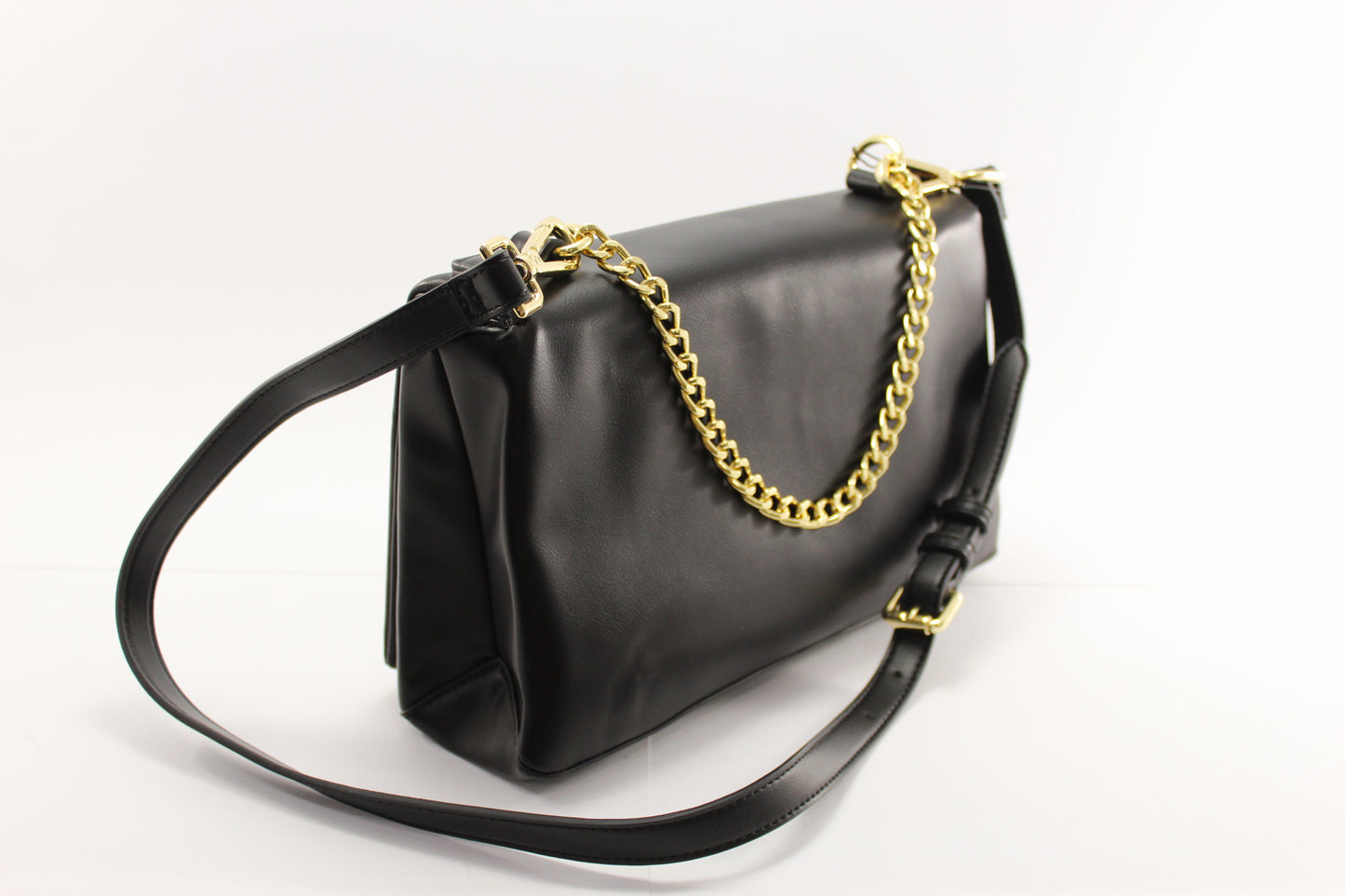 Mala Love Moschino