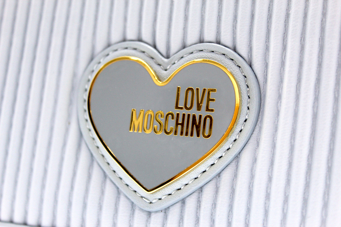 Mala Love Moschino