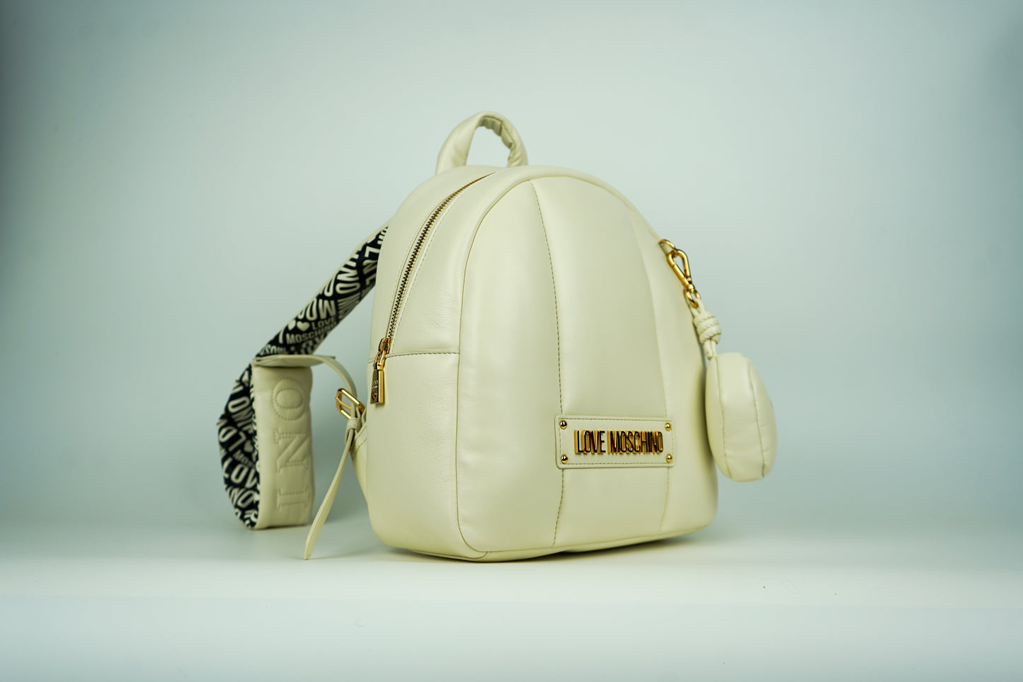 Mala Love Moschino