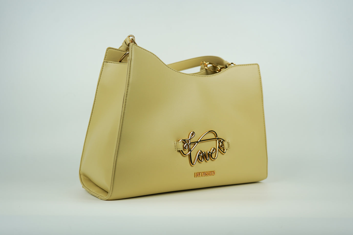 Mala Love Moschino
