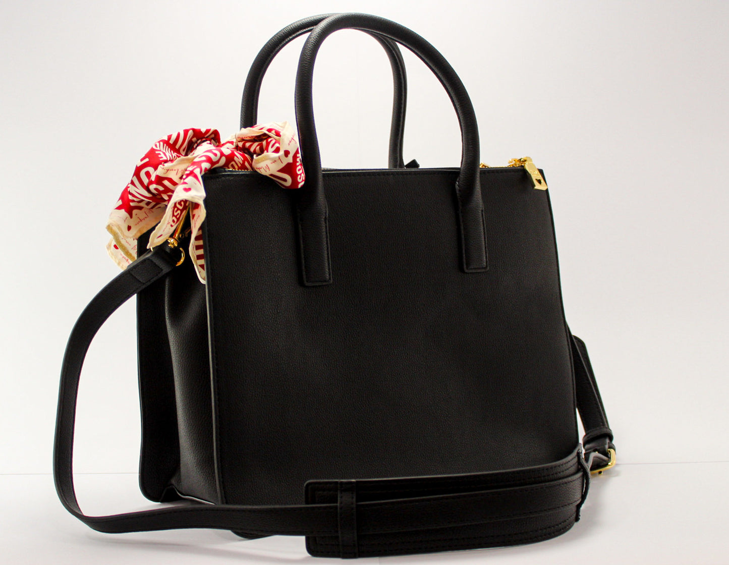 Mala Love Moschino