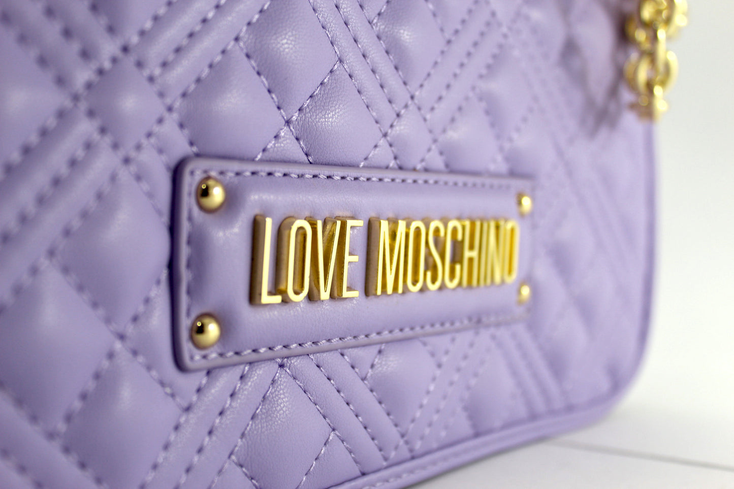 Mala Love Moschino