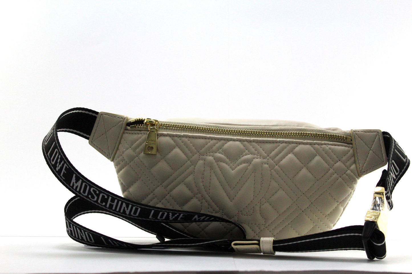 Mala Love Moschino
