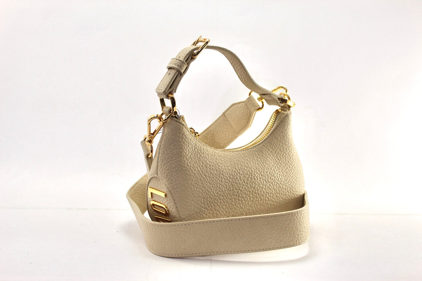 Mala Love Moschino