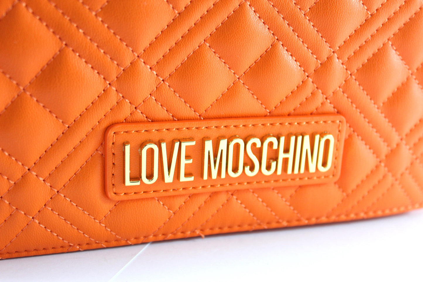Mala Love Moschino