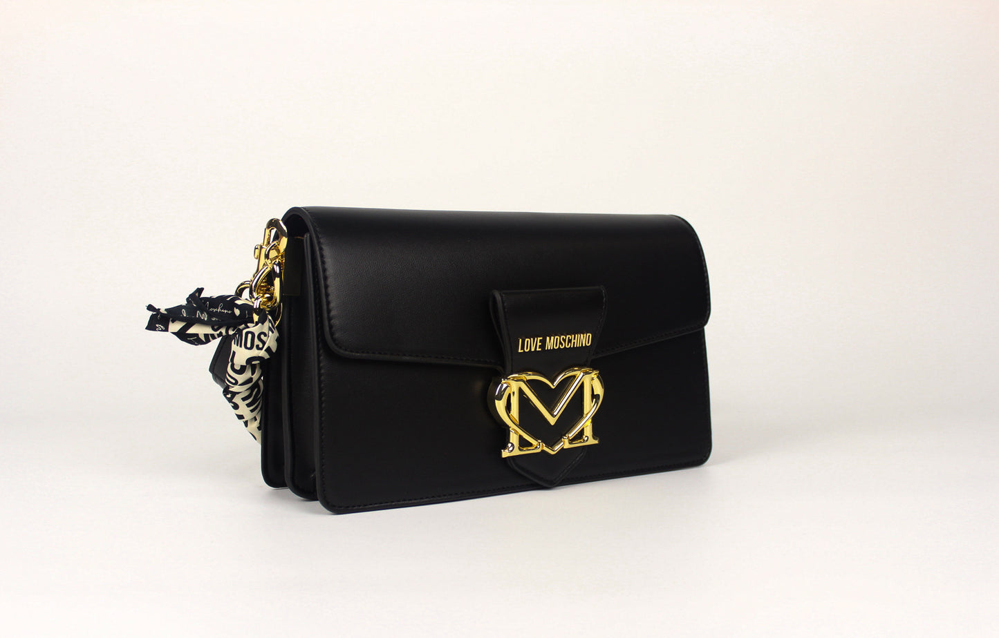 Mala Love Moschino