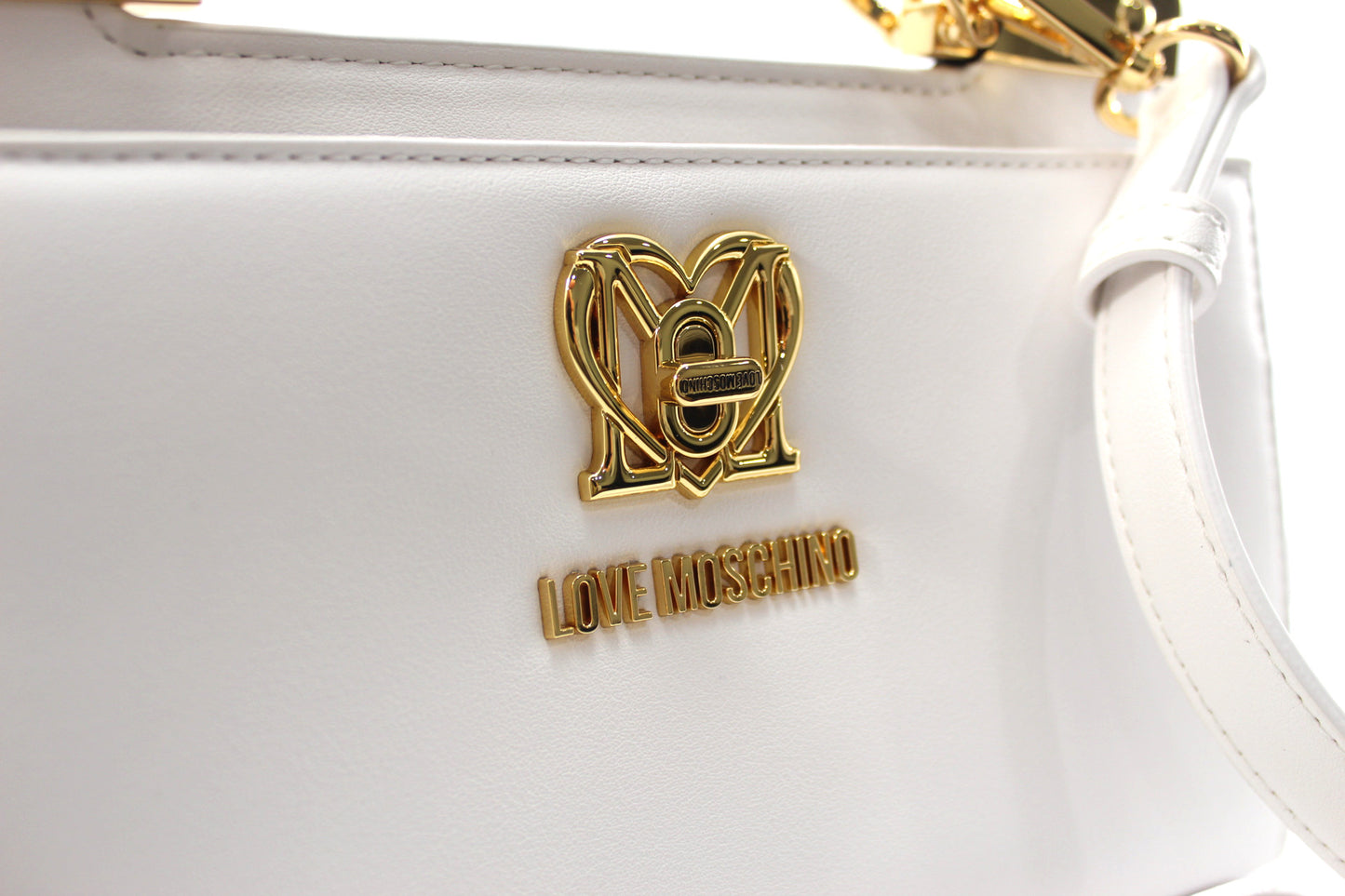 Mala Love Moschino