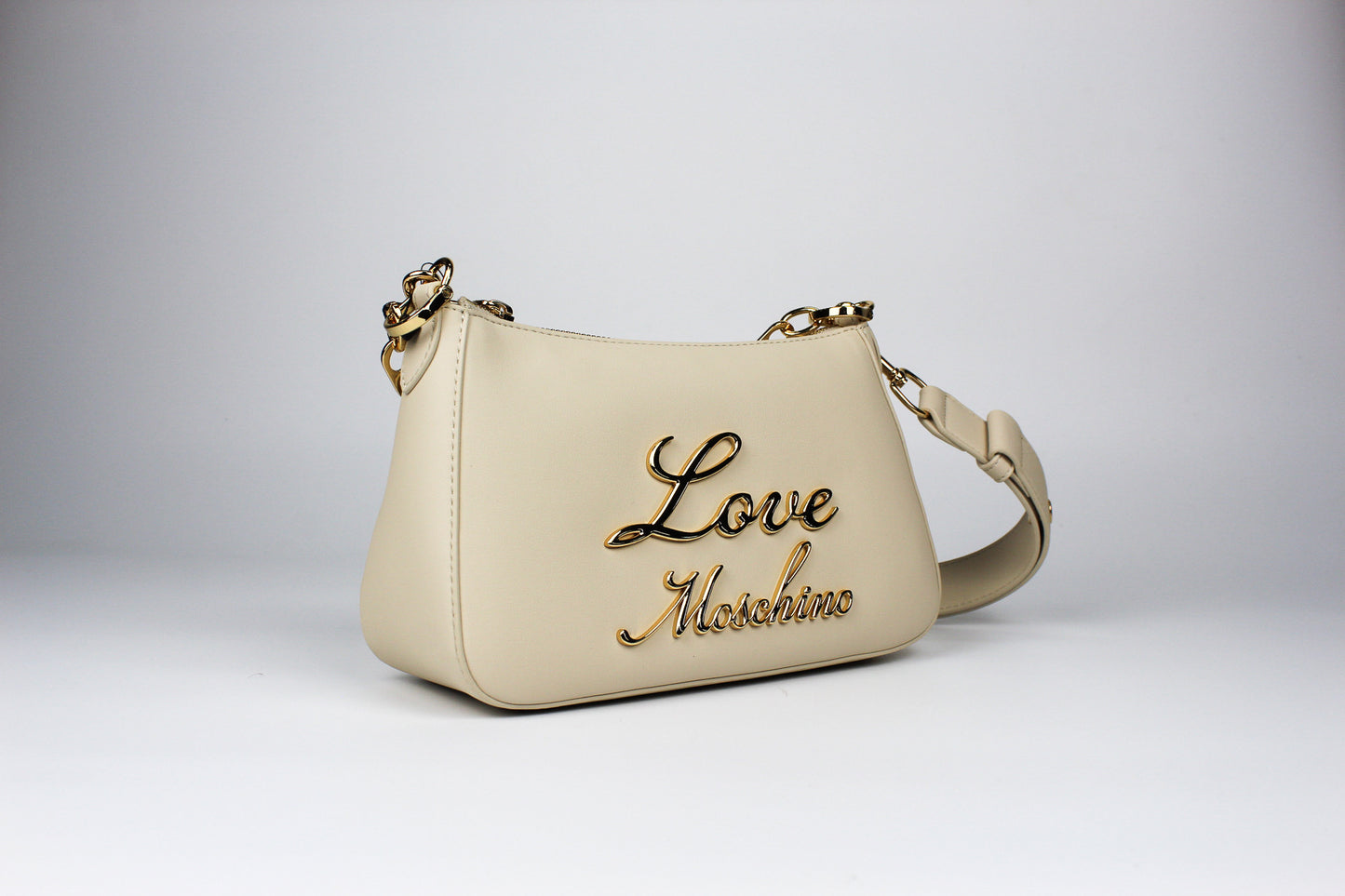 Mala Love Moschino